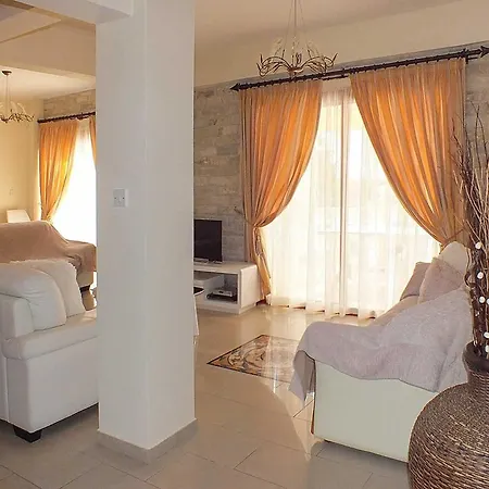 Villa Yiotis *